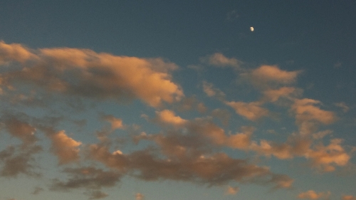 mindsalvage.comMoonSky